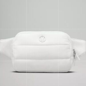 Lululemon White Everywhere Belt Bag Large 2L Wunder Puff EUC